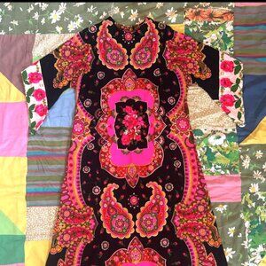 ISO THIS GREENCASTLE DRESS